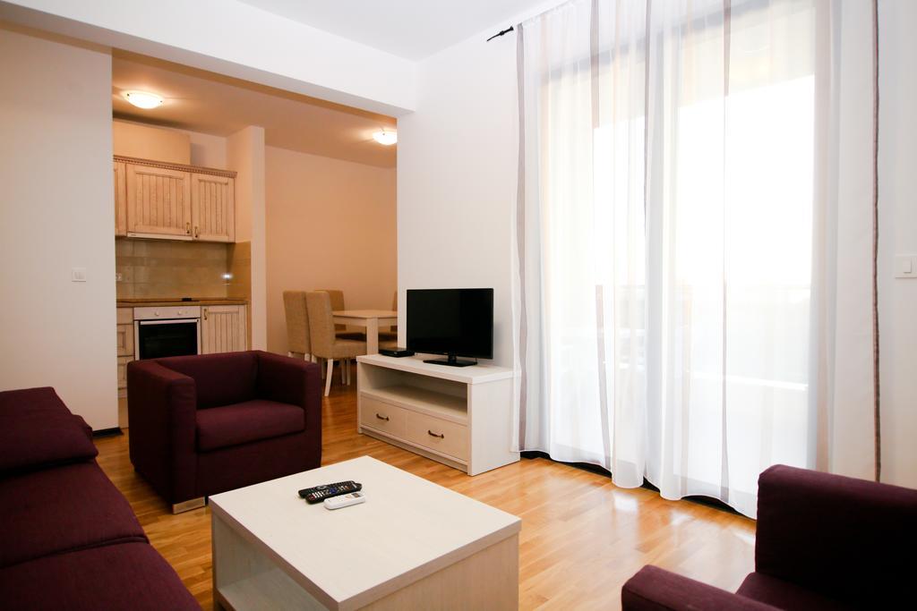 Atrium Apartment